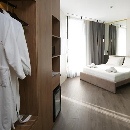 Charm 4* Vlorë