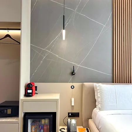 Charm 4* Vlorë