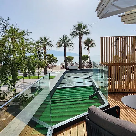 Hotel Charm 4*