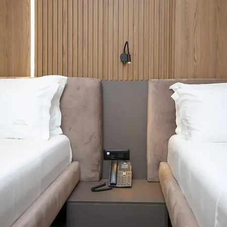 Hotel Charm 4*