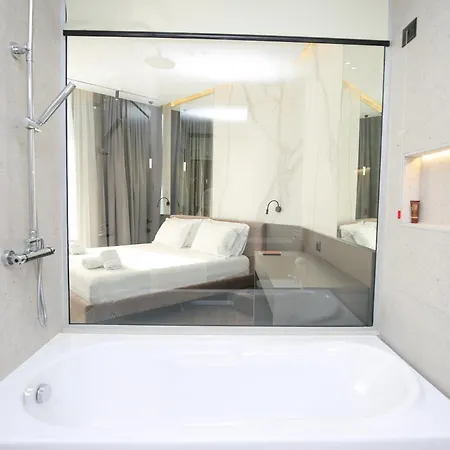 Charm Hotel