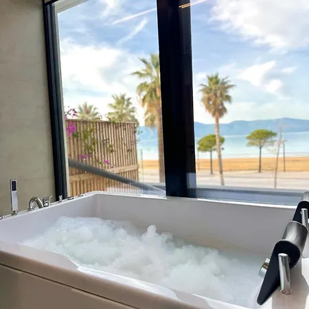 Charm 4* Vlorë